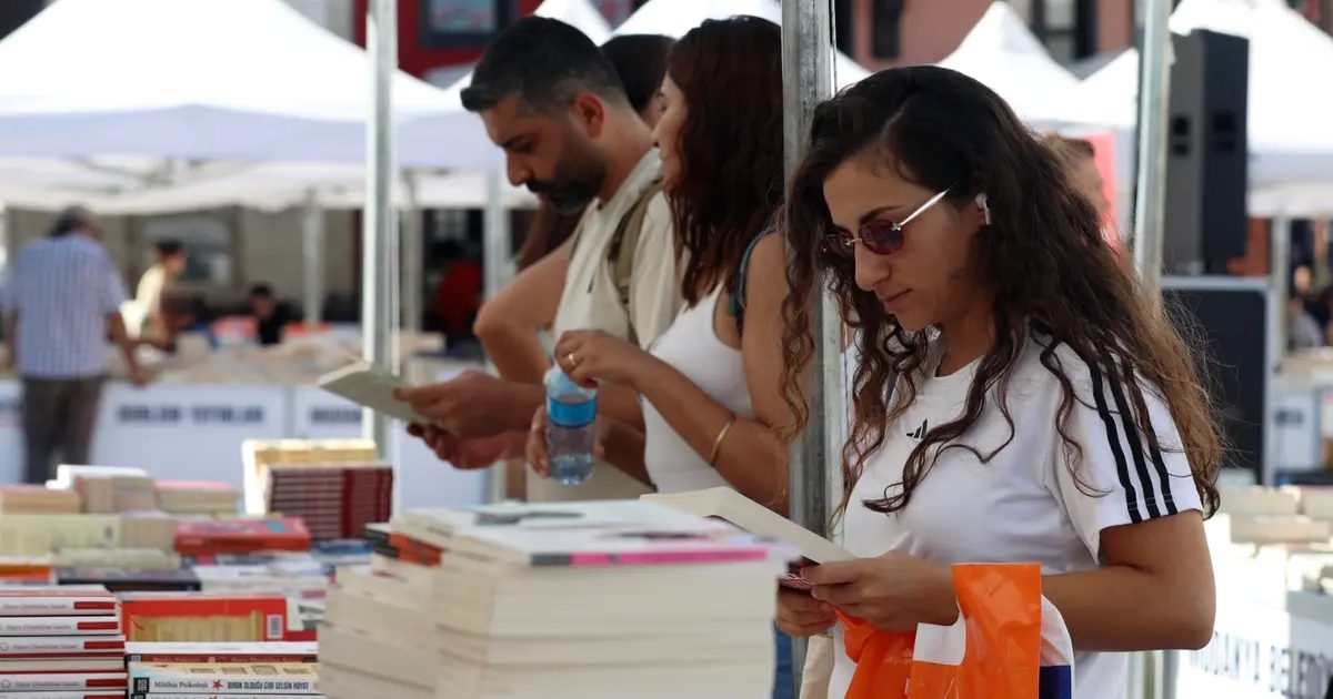 Bursa Mudanya Kitap Fuarı, kültür ve edebiyat tutkunlarını buluşturarak, yeni