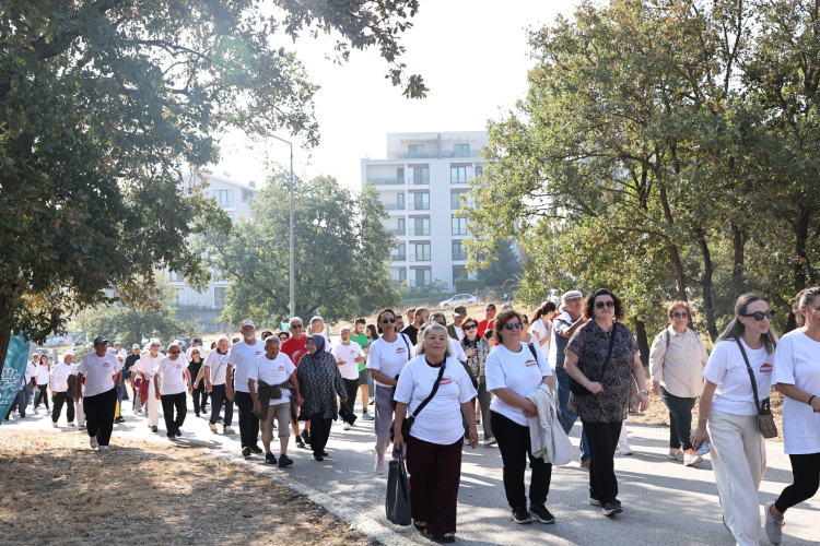 Bursa Nilüfer’de Alzheimer Farkındalık Yürüyüşü
