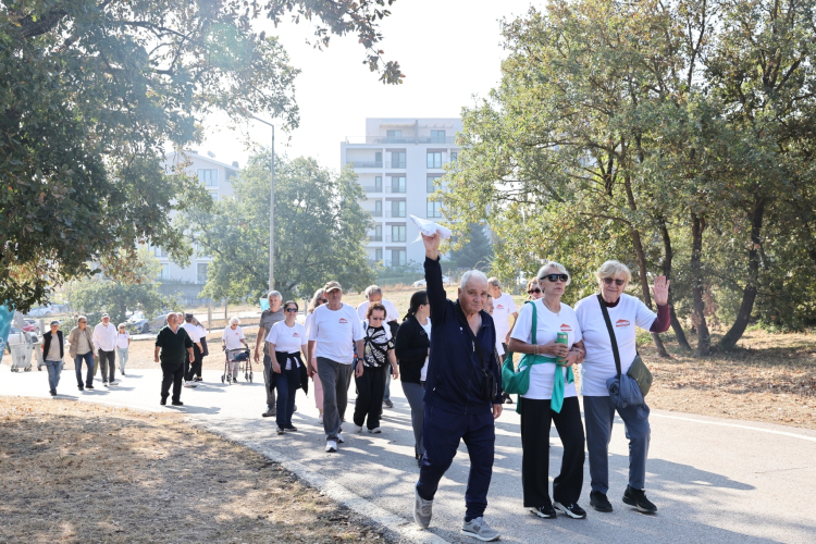 Bursa Nilüfer’de Alzheimer Farkındalık Yürüyüşü