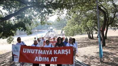 Bursa Nilüfer’de gerçekleşen Alzheimer Farkındalık Yürüyüşü ile bilinçlenme ve destek