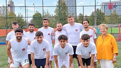 Bursa Osmangazi'de düzenlenen Kurtuluş Kupası'nı Bilecik şampiyonu olarak tamamladı. Detaylar
