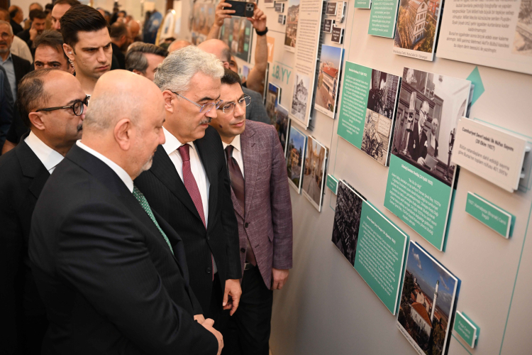 Bursa Vakıf Eserleri Kitabı Tanıtıldı