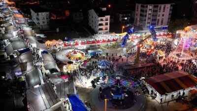 Bursa Yenişehir Panayırı yeniden başladı ve geleneksel etkinliklerle bölgeye hareket