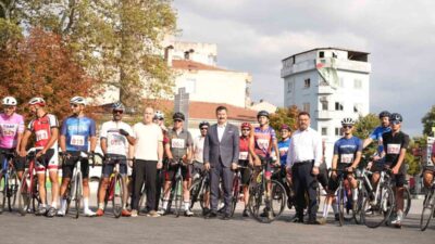 Bursa Yenişehir’de gerçekleşen heyecan dolu bisiklet yarışıyla spor tutkunlarına unutulmaz