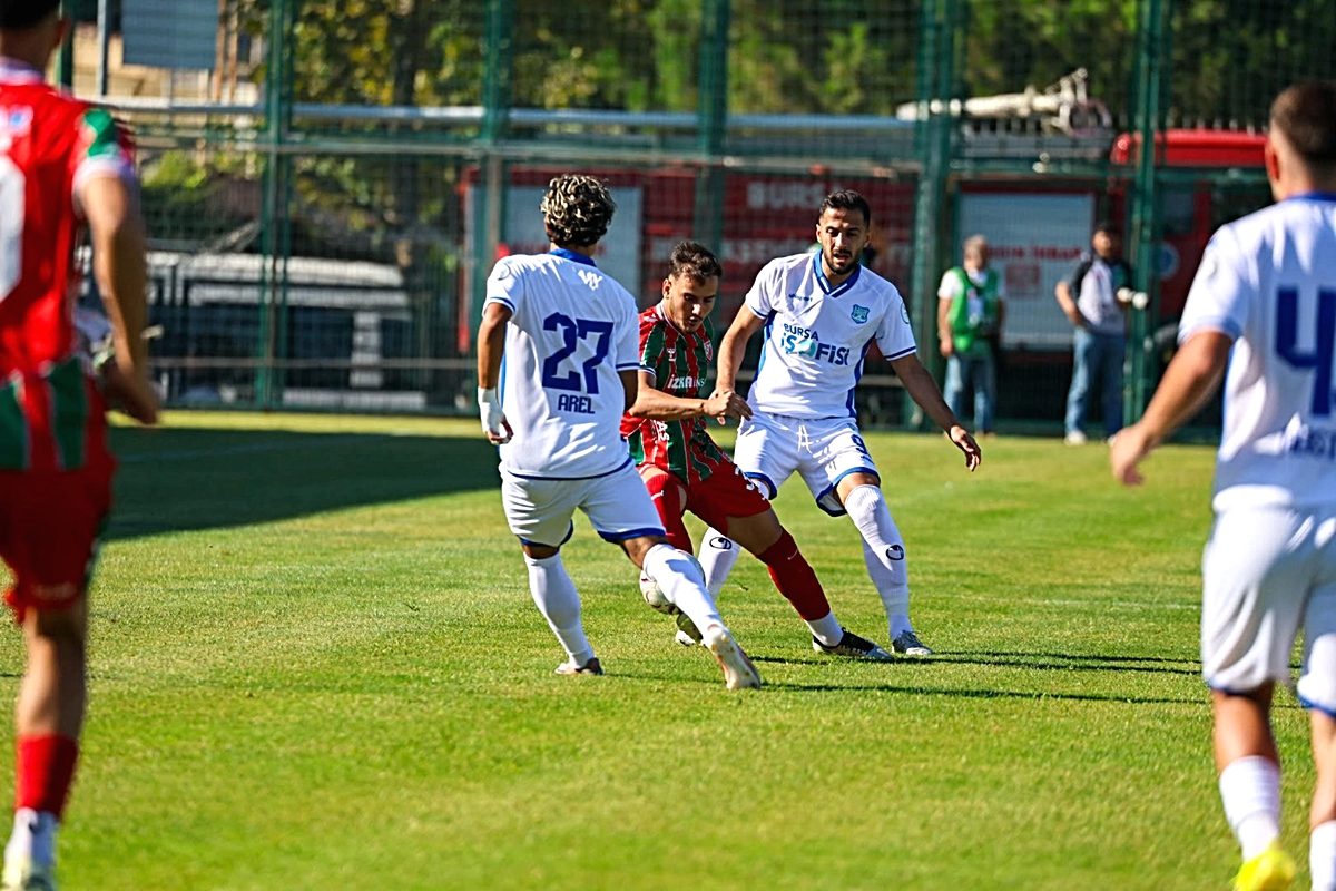 Bursa Yıldırımspor'un heyecanlandıran karşılaşmasını detaylarıyla keşfedin. Futbol tutkunlarına özel bu