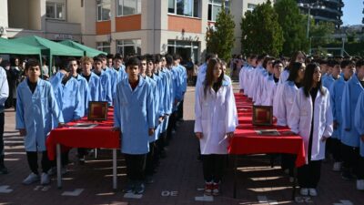 Bursa’da Ahilik Haftası, geleneksel etkinliklerle coşku içinde kutlandı. Ticaret ahlakı