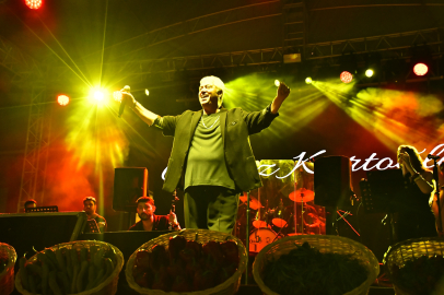 Bursa'da Altın Biber Festivali Coşkusu