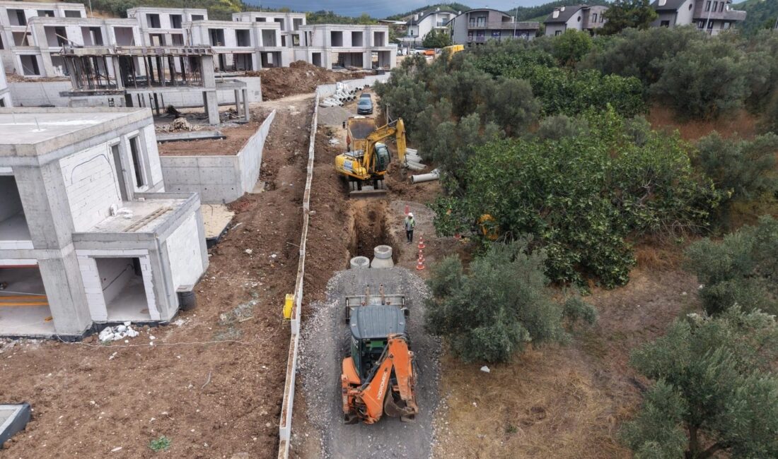 Bursa'da altyapı seferberliği devam ediyor. Kentin gelişimi için yürütülen çalışmalar