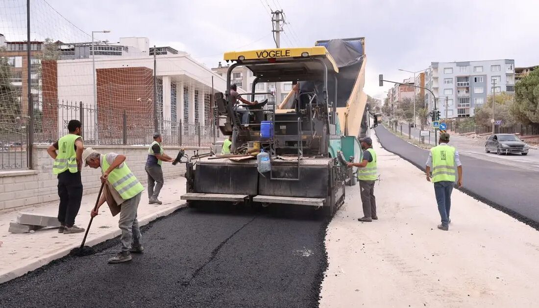 Bursa'da altyapı projelerinde büyük seferberlik devam ediyor. Modernleşme ve gelişme