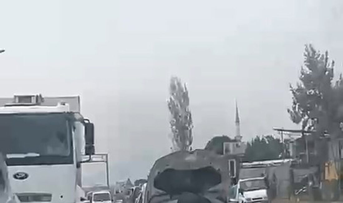 Bursa'da araç kaputu açık bırakılarak motor üzerinde seyahat edilmesinin riskleri