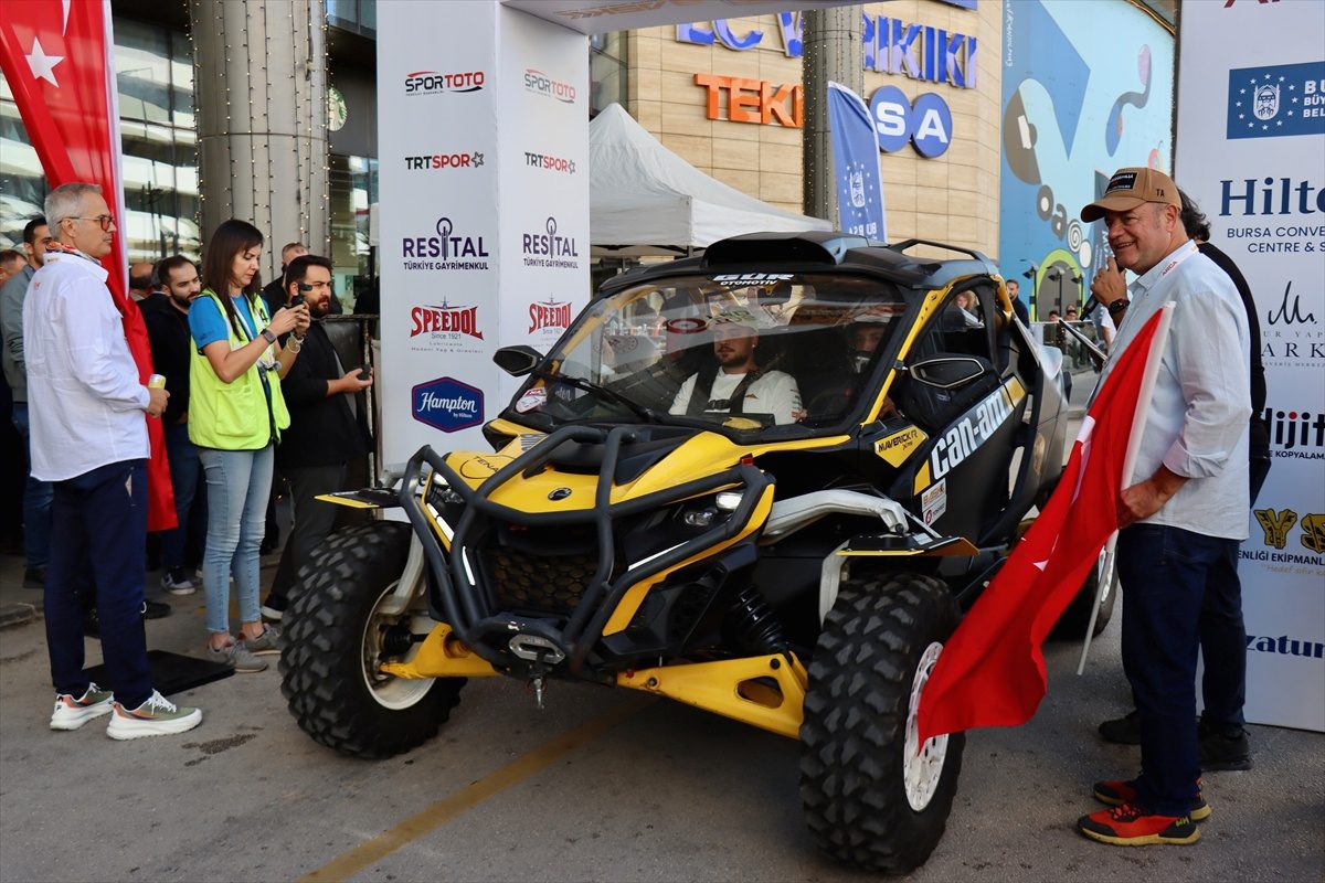Bursa'da Baja Rallisi heyecanı başladı. Spor tutkunları ve yarışseverler bu