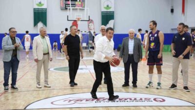 Bursa'da Basketbol Heyecanı Dikkaldırım'da yaşandı. En güncel gelişmeler ve detaylar