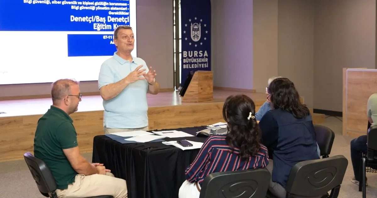 Bursa'da gerçekleştirilen Bilgi Güvenliği Eğitimi ile kurumlar ve bireylerin bilgi