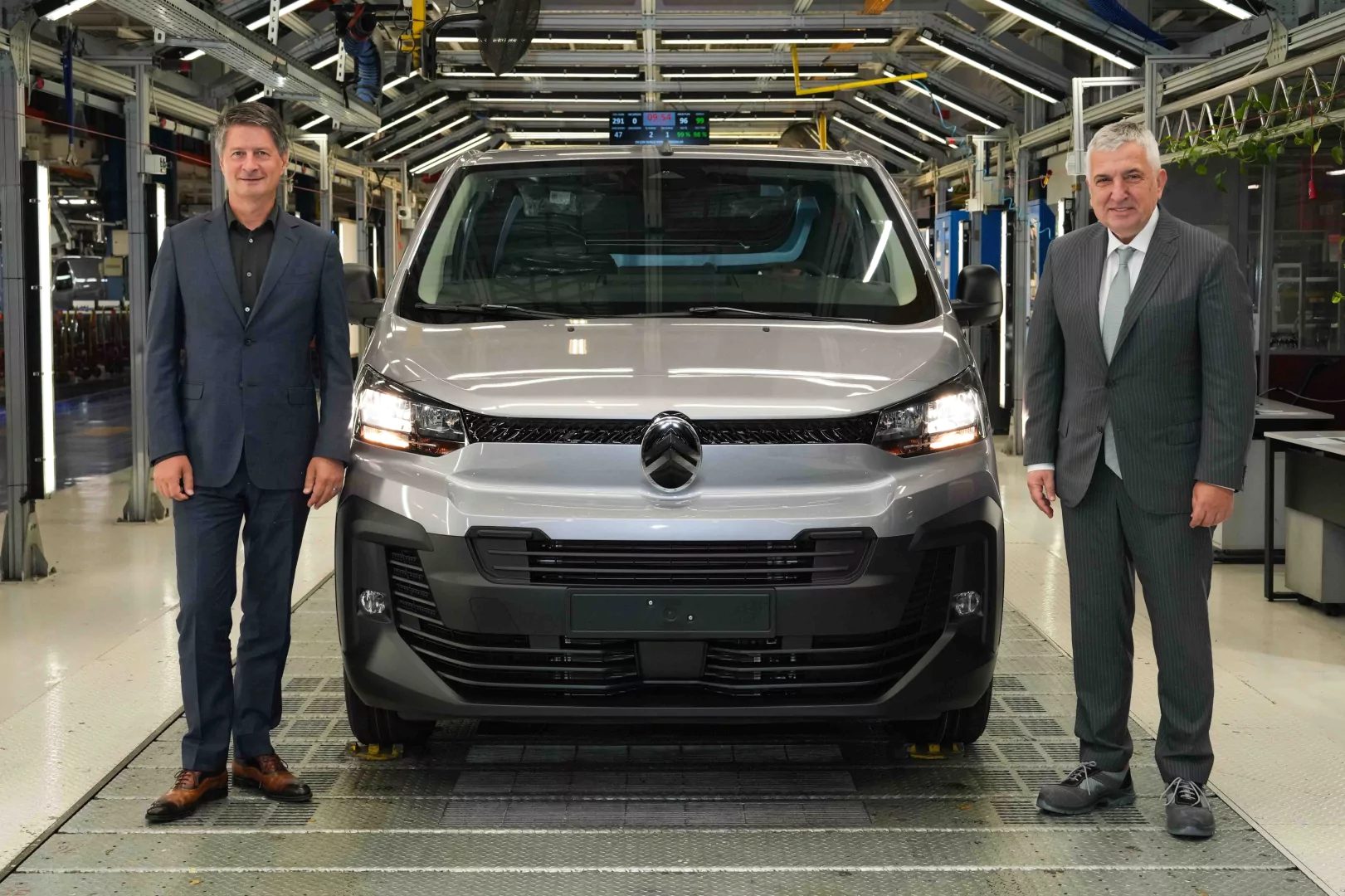 Bursa'da Citroën üretim kapasitesi genişliyor ve teknolojik gelişmelerle otomotiv sektöründeki