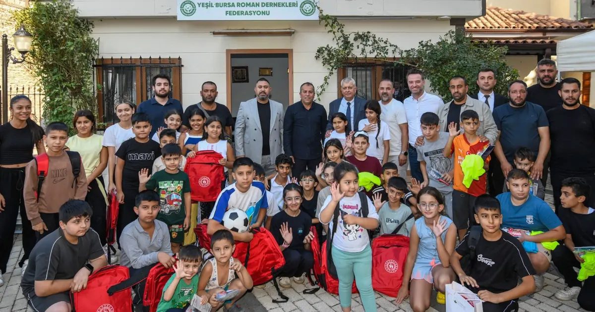 Bursa'da çocuklara yönelik ağız ve diş sağlığı etkinliği, uzmanlar eşliğinde