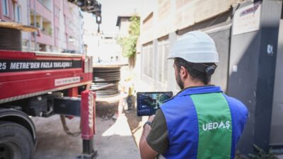 Bursa'da elektrik altyapısı, sürdürülebilir ve güvenilir enerji sağlamak amacıyla güçlendirilerek