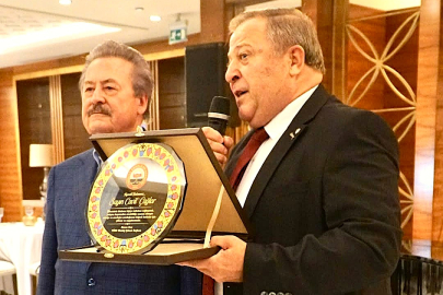 Bursa'da EmeklILER Derneği ve Cavit Çağlar