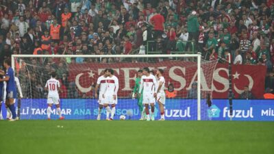 Bursa'da futbol heyecanını takip edin, canlı maç sonuçları ve güncel
