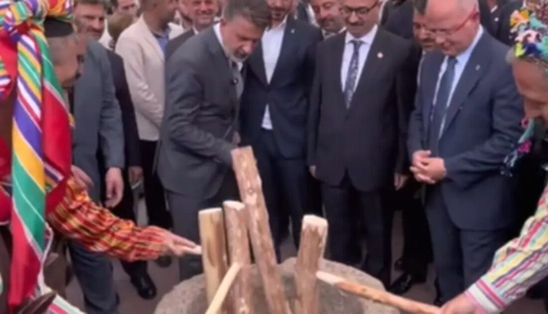 Bursa'da düzenlenen Gastronomi Festivali, lezzet tutkunlarını bir araya getirerek eşsiz