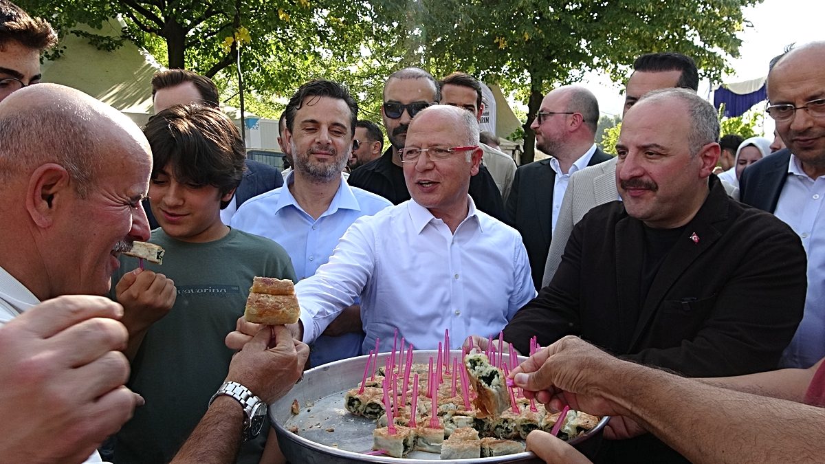 Bursa'da düzenlenen Gastronomi Festivali'nde en ilginç anlar ve lezzet durakları