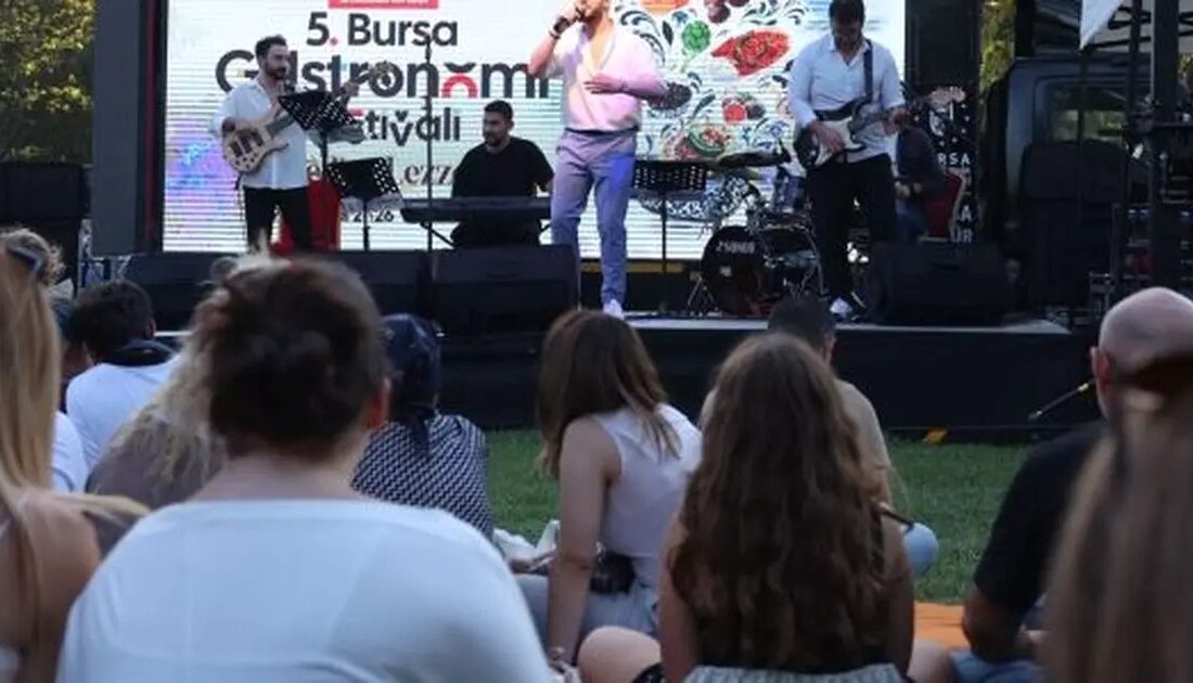 Bursa'da düzenlenen Gastronomi ve Müzik Festivali ile lezzetler ve ezgiler