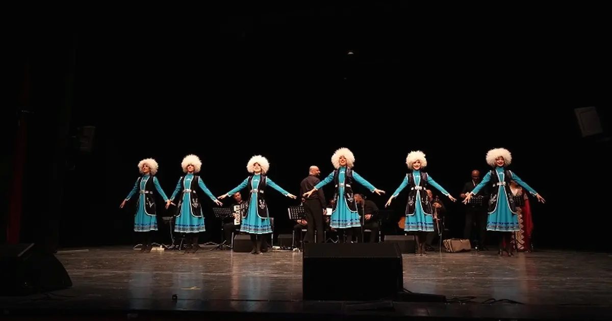 Bursa'da geleneksel sokak oyunları ve sanat atölyeleriyle kültürel mirası keşfedin.