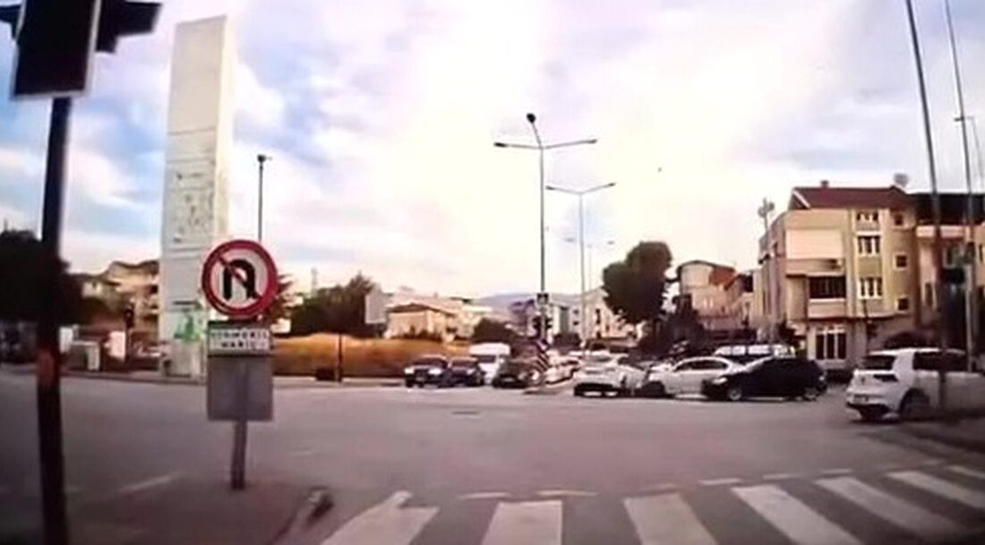 Bursa'da gerçekleşen hatalı dönüş kazası hakkında detaylar, olayın nedenleri ve