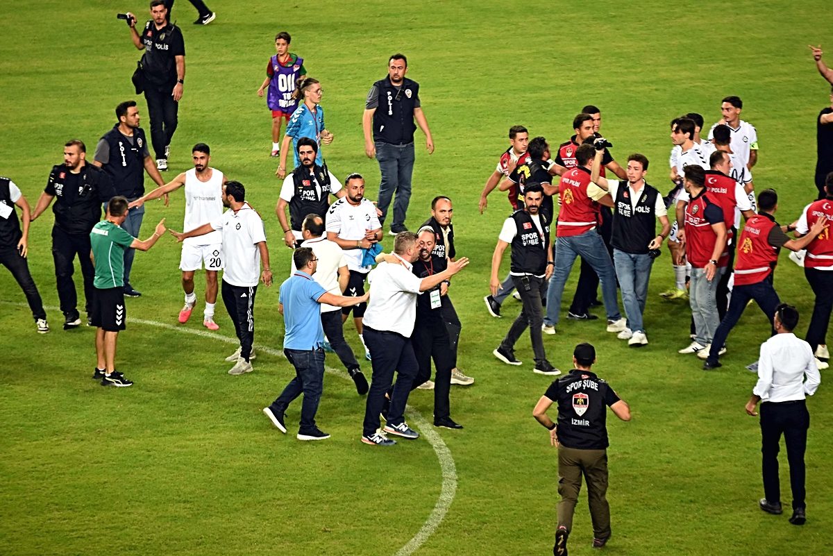 Bursa'da heyelan tehlikesine karşı dikkatli olun, uzman uyarıları ve önlemlerle
