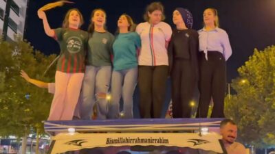 Bursa'da meydana gelen ilginç trafik kazası hakkında detaylı bilgi, olayın