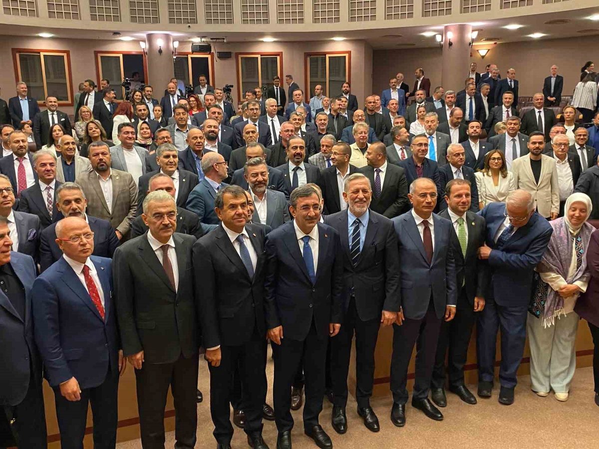 Bursa'da iş dünyası toplantısının gündemi detayları ve katılım bilgileri burada.