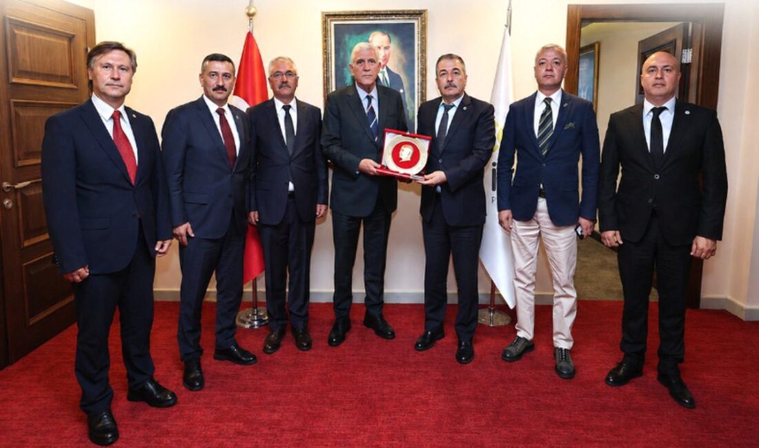Bursa'da kamu sendikası Dervişoğlu'nu ziyaret etti. Detaylar ve güncel gelişmeler