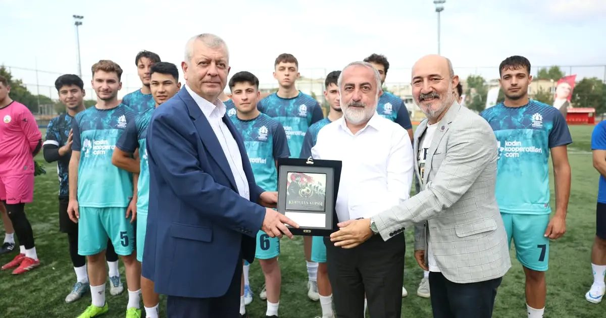 Bursa'da düzenlenen Kurtuluş Kupası ile şehrin spor ve kültür coşkusu