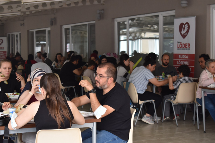 Bursa'da Lösemili Çocuklar İçin Piknik Etkinliği