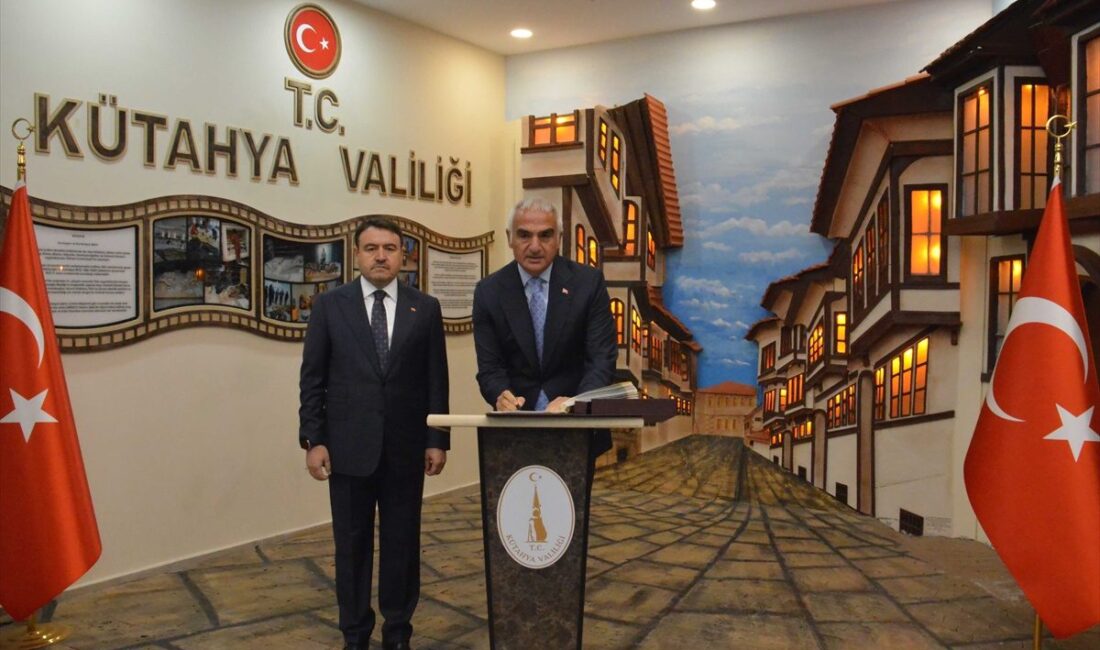 Bursa'da Meme Kanseri Farkındalık Ayı etkinliği ile erken teşhis ve