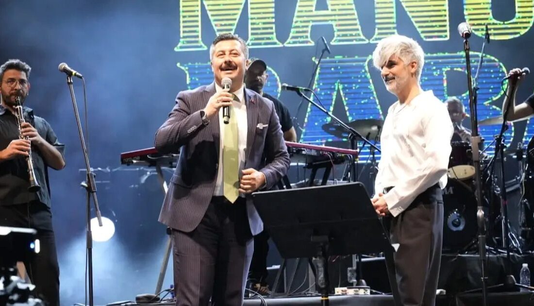 Bursa'da gerçekleşen muhteşem festival coşkusu, geleneksel ve kültürel etkinliklerle dolu,