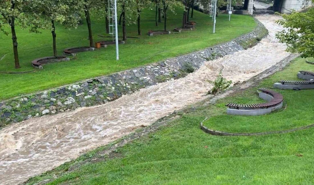 Bursa’da etkili sağanak yağışlar sonucu derelerin taşması ve oluşan can