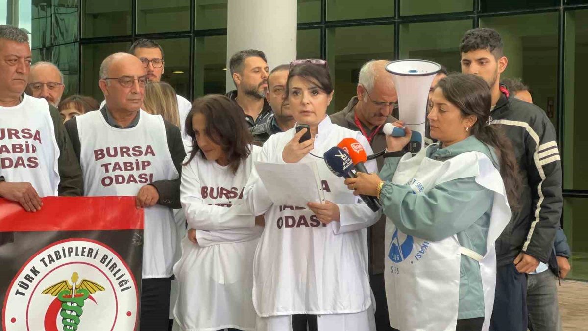 Bursa'da sağlık çalışanına yönelik saldırı sonrası düzenlenen gösteri ve olayların