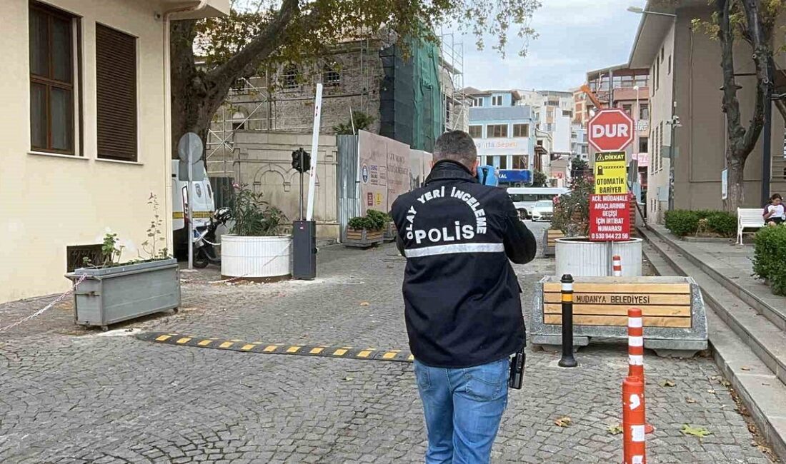 Bursa'da tarihi bir binada meydana gelen iş kazasıyla ilgili detaylar