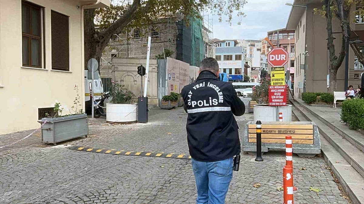 Bursa'da tarihi bir binada meydana gelen iş kazasıyla ilgili detaylar
