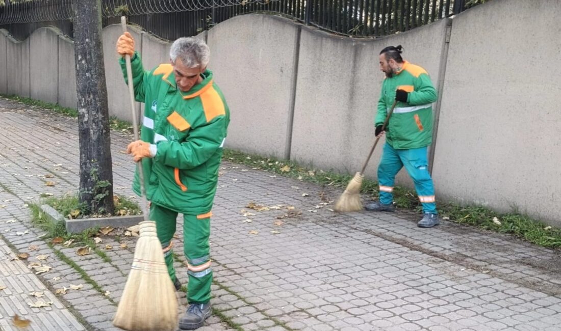 Bursa'da temizlik çalışmaları düzenli olarak artmakta olup, kent temizliği ve