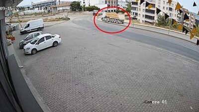 Bursa'da yaşanan trafik kazasıyla ilgili detaylar, olayın sebebi ve sonucu