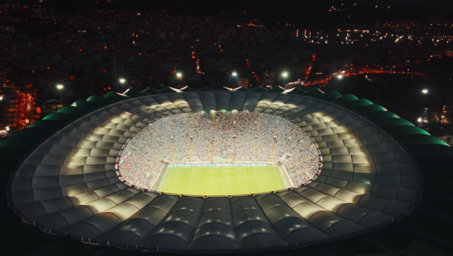 Bursa'da Tribünlerin Coşkusu Zirvede