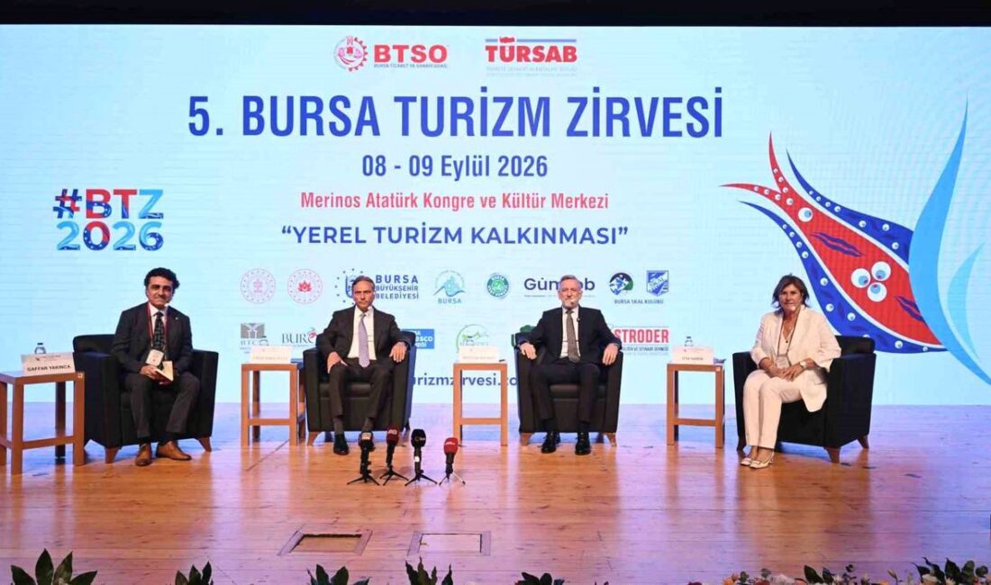 Bursa'da gerçekleştirilen Turizm Zirvesi, sektörün güç birliğiyle açıldı. Yenilikler ve