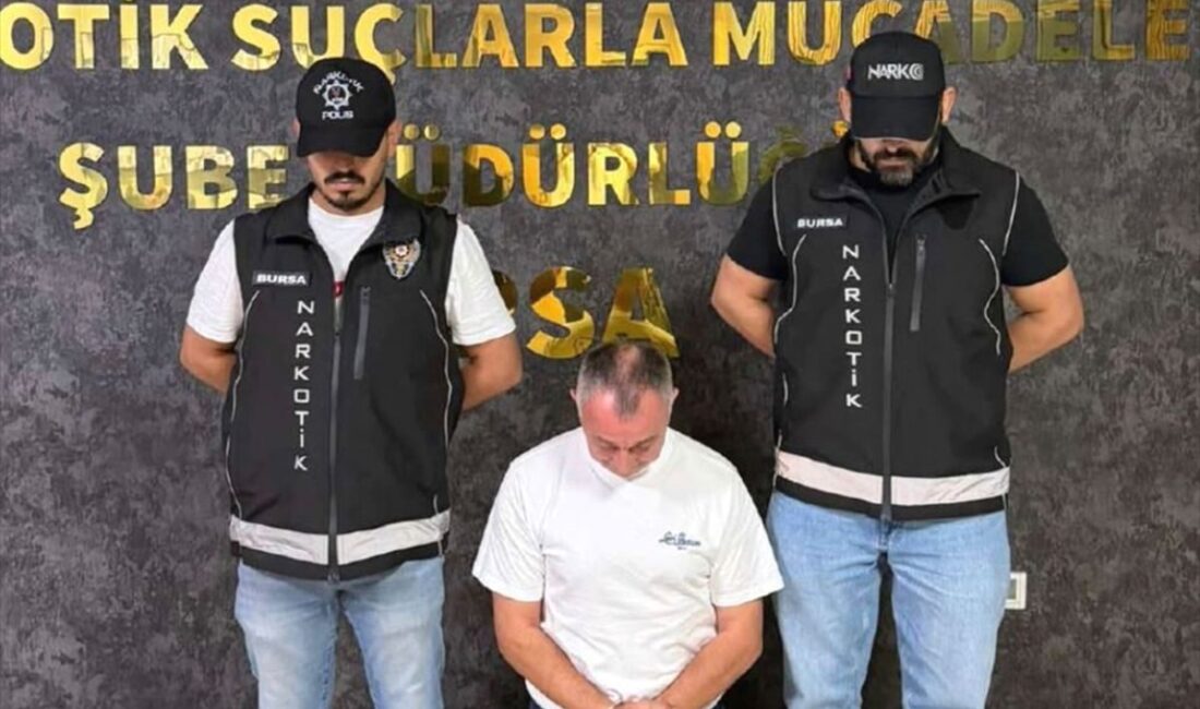 Bursa'da uluslararası aranan zanlı, polis ekipleri tarafından yakalandı. Detaylar ve