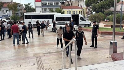 Bursa'da yasa dışı kumar operasyonu gerçekleştirildi. Güvenlik güçleri suç çetesine