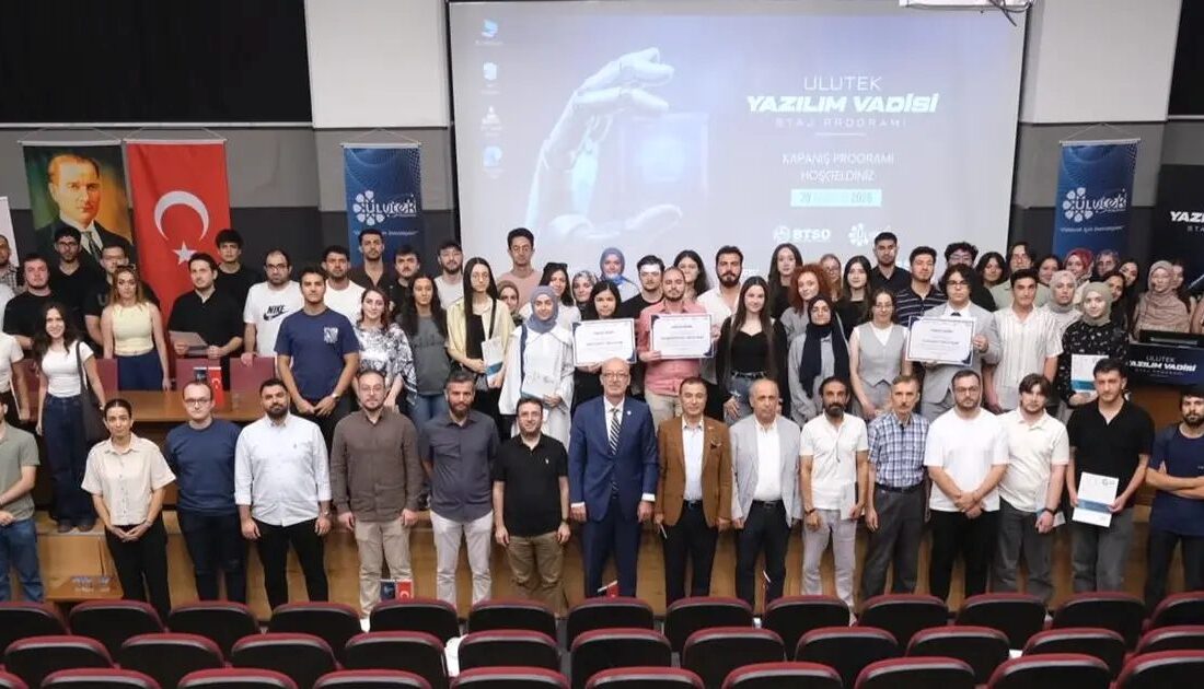 Bursa'da yazılım staj programı başlamış olup, katılımcılara uzmanlık kazandırmayı ve