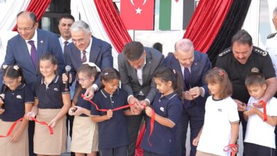 Bursa'da yeni eğitim yılı coşkusunu ve hazırlıklarını yansıtan resmi ve