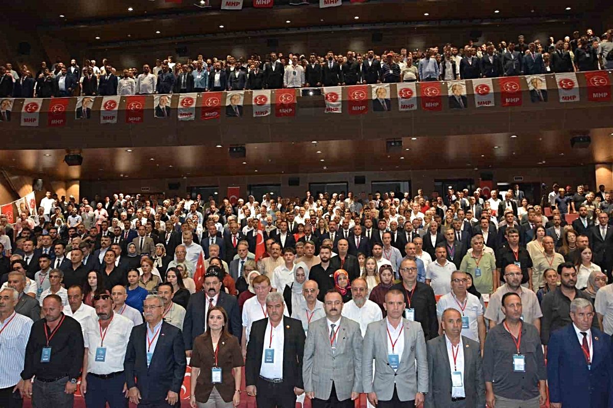 Bursa'da tarihi ve kültürel zenginlikleri keşfedin, doğal güzellikler ve modern