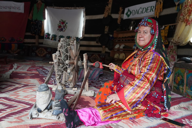 Bursa'daki Festivalde Yoğun İlgi ve Katılım