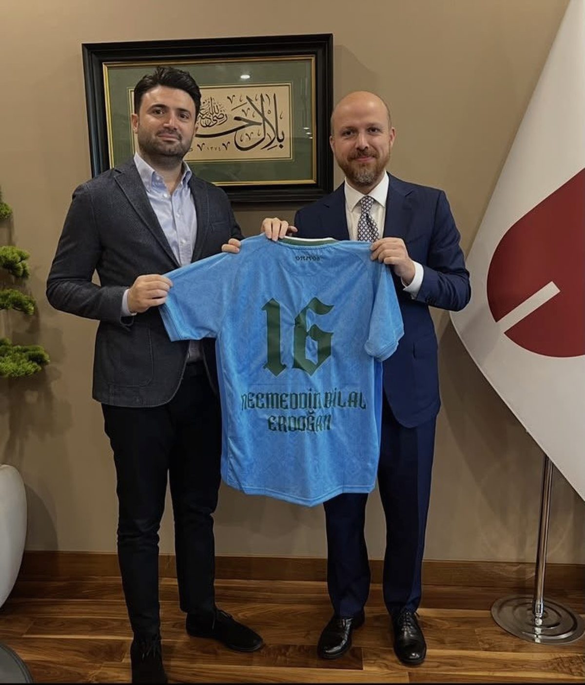 Bursaspor Başkanı, Bilal Erdoğan'ı ziyaret ederek spor ve sporcu gelişimleri